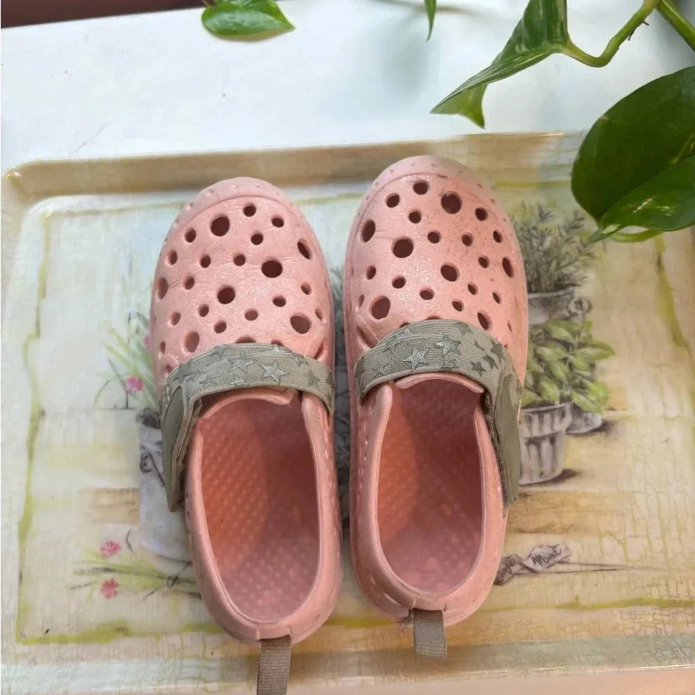 Western Chief kids pink Water Shoes 11/12 - Picture 4 of 8